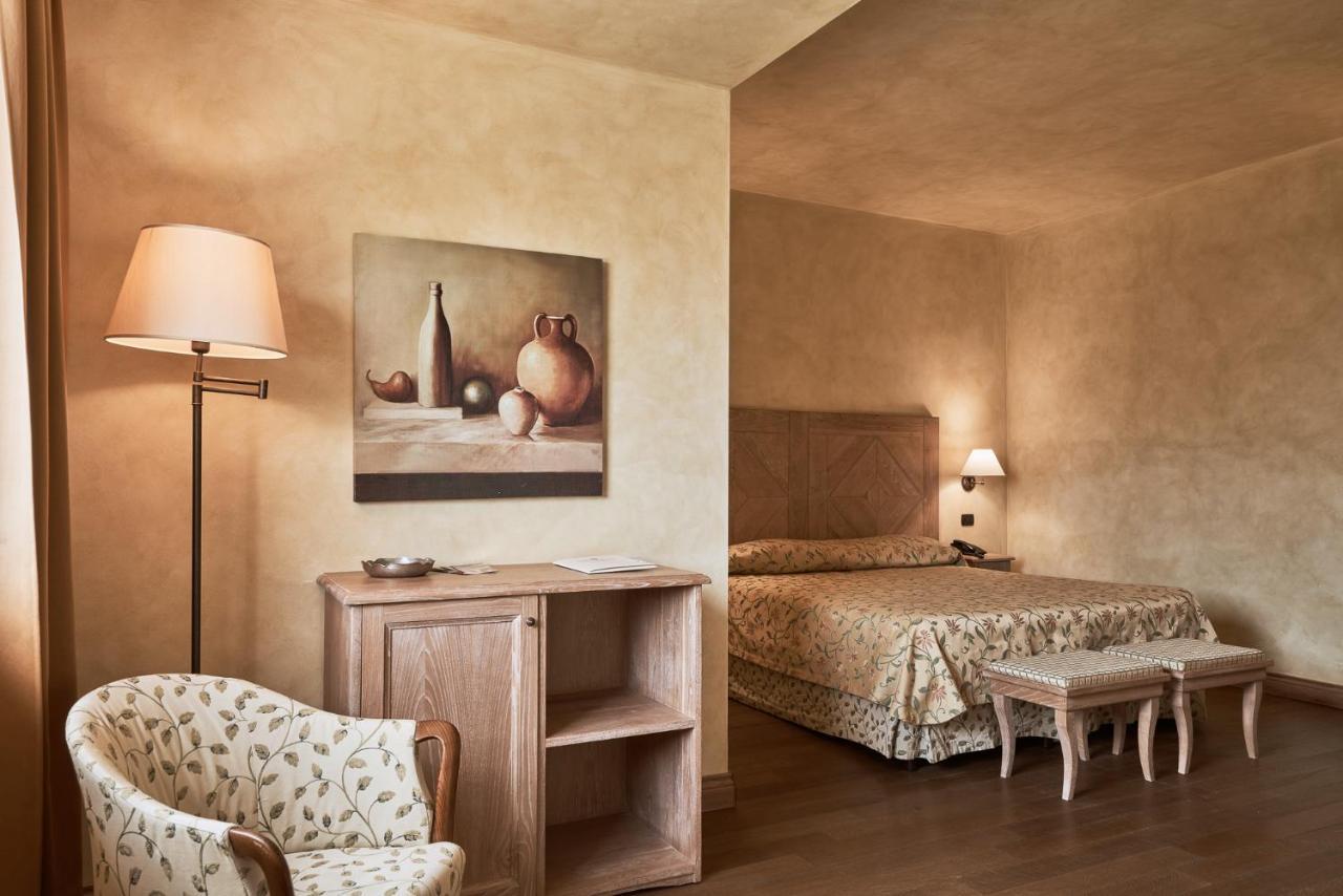 Hotel Borgo Lanciano Castelraimondo Exteriér fotografie