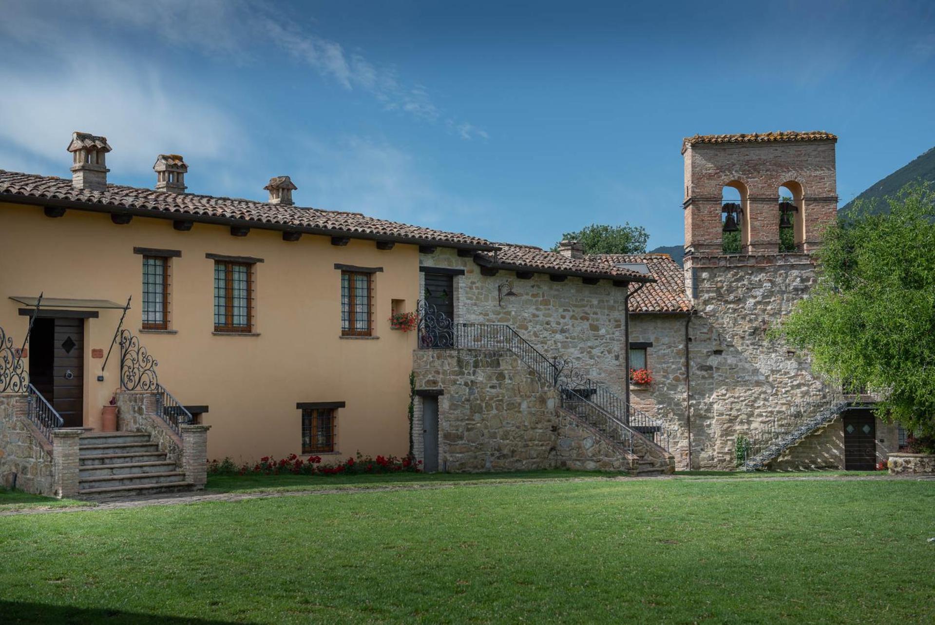 Hotel Borgo Lanciano Castelraimondo Exteriér fotografie