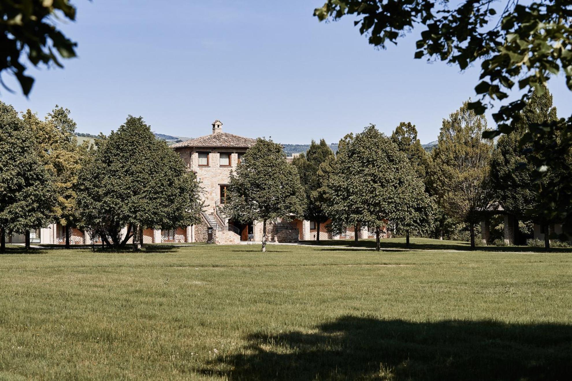 Hotel Borgo Lanciano Castelraimondo Exteriér fotografie