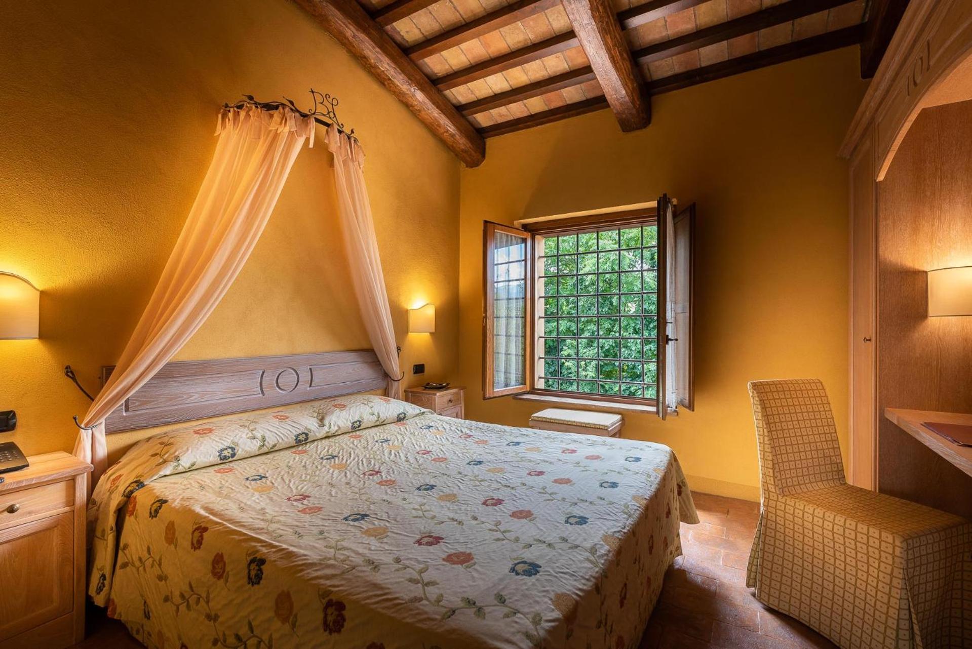 Hotel Borgo Lanciano Castelraimondo Exteriér fotografie